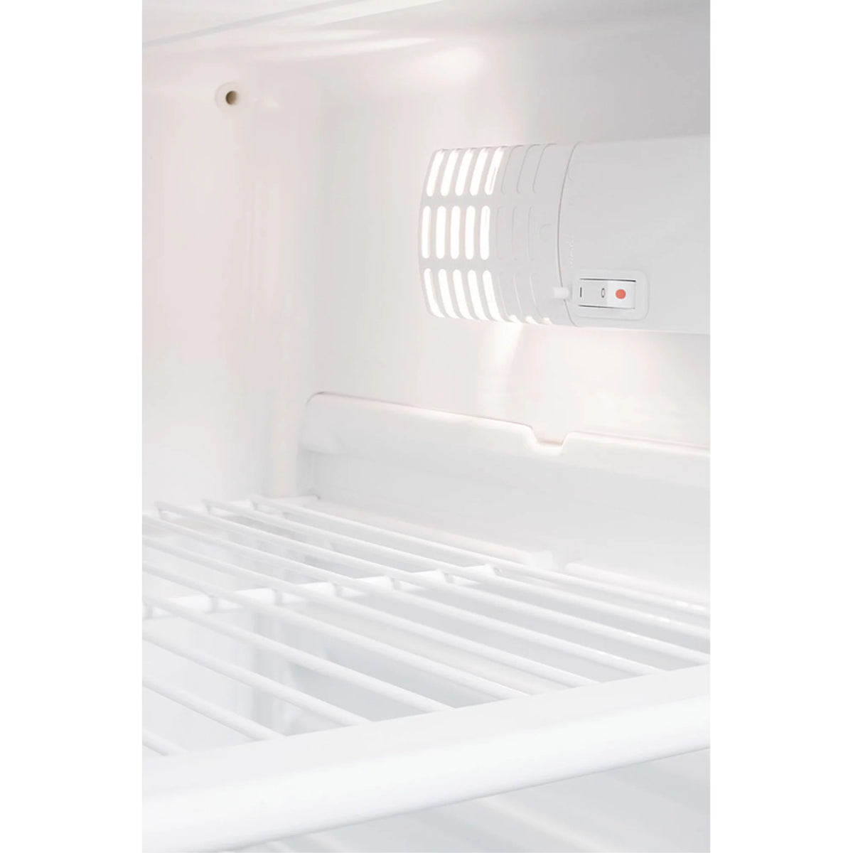 24" Wide Auto Defrost Commercial All-Refrigerator with Lock N5918