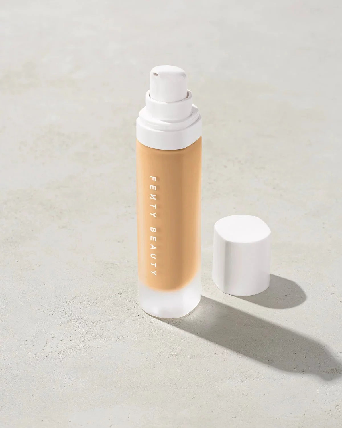 Hydrating Longwear Concealer 1.08 fl oz Y18593