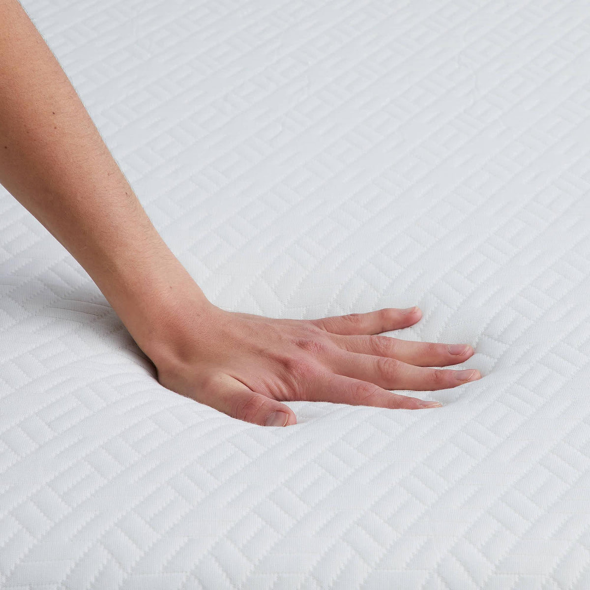 5 Gel Memory Foam Mattress, Twin M10178