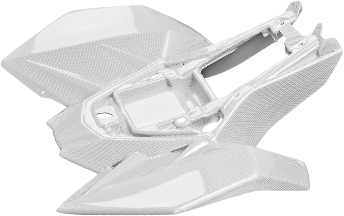 White Carbon Fiber Rear Fenders X387381