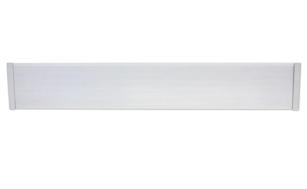 83" 935W 208V White Cove Heater G7412