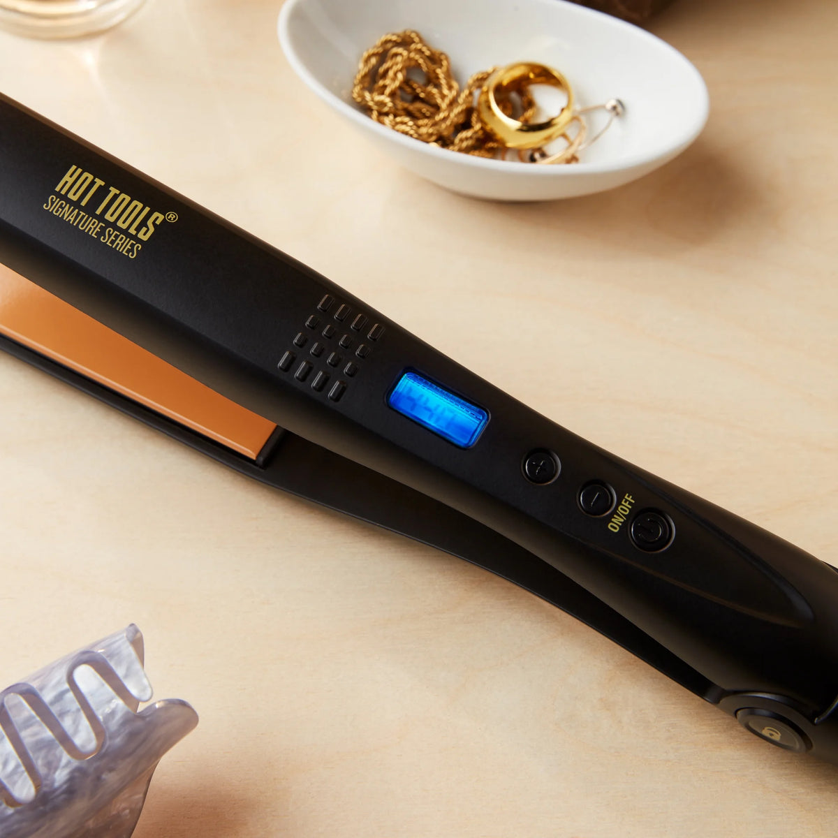 Ceramic 1" Digital Flat Iron P44121