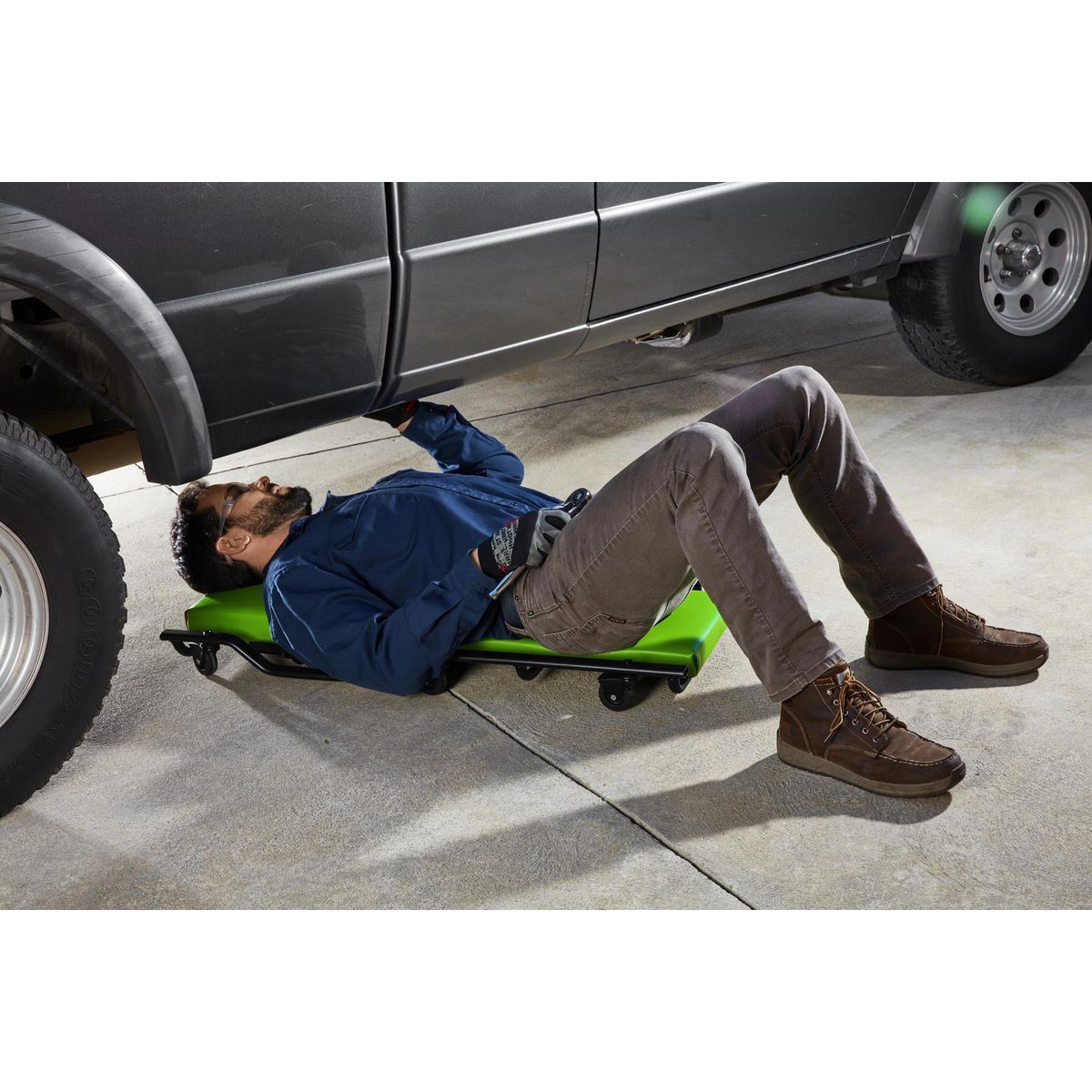 350 lb. Capacity Adjustable Headrest Creeper A1316