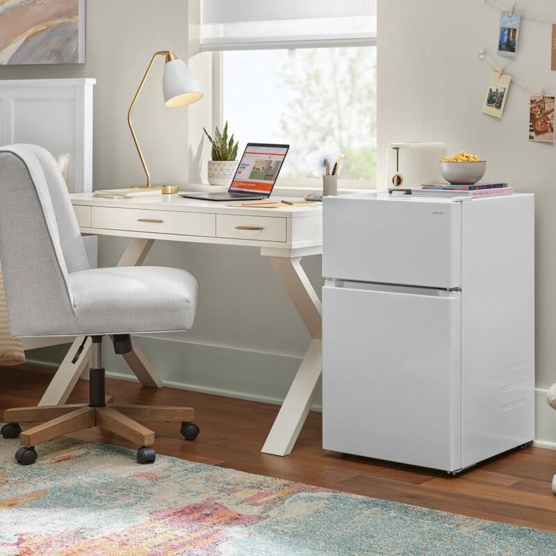 White 2-Door Mini Refrigerator with Freezer B2153
