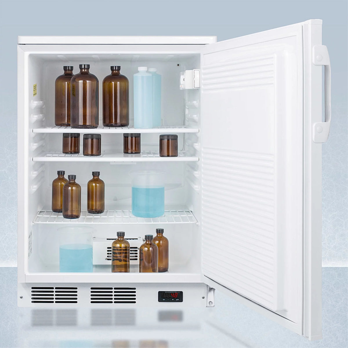 24" Wide Auto Defrost Commercial All-Refrigerator with Lock N5918