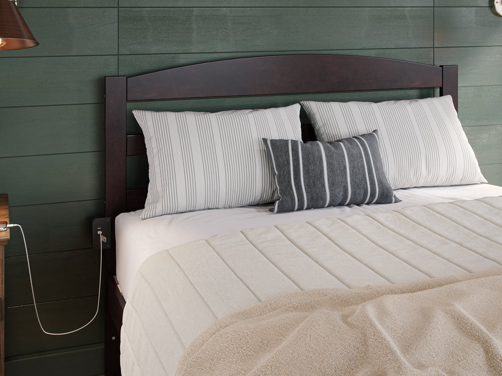 Queen Wood Platform Bed Frame with Headboard and Footboard M11418